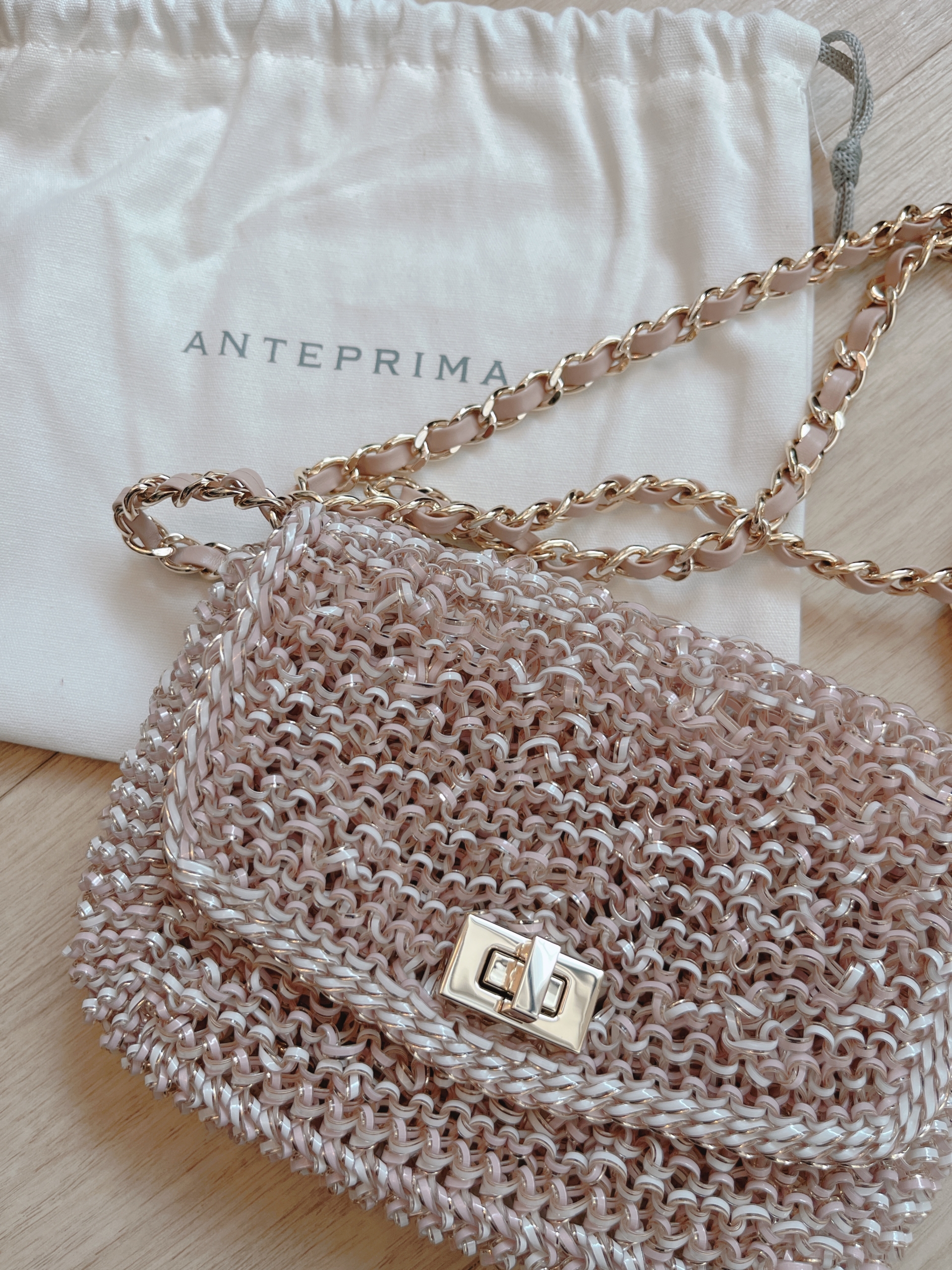 アンテプリマ　ルッケット　パウダリーピンク　ホワイトゴールド ルッケット/パウダリーピンクホワイトゴールド ｜ 【公式